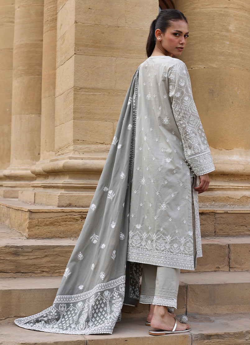 3-pc-embroidered-suit