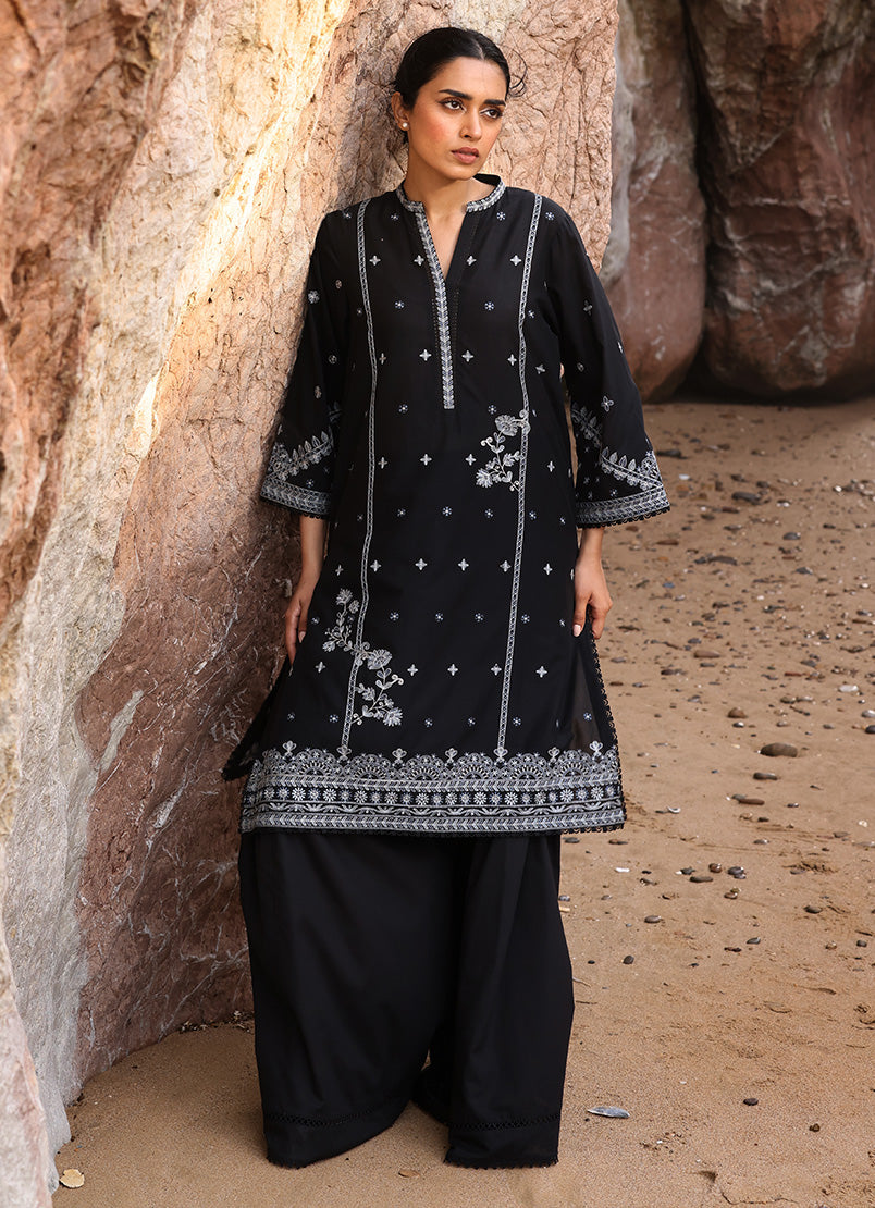 embroidered-kurta