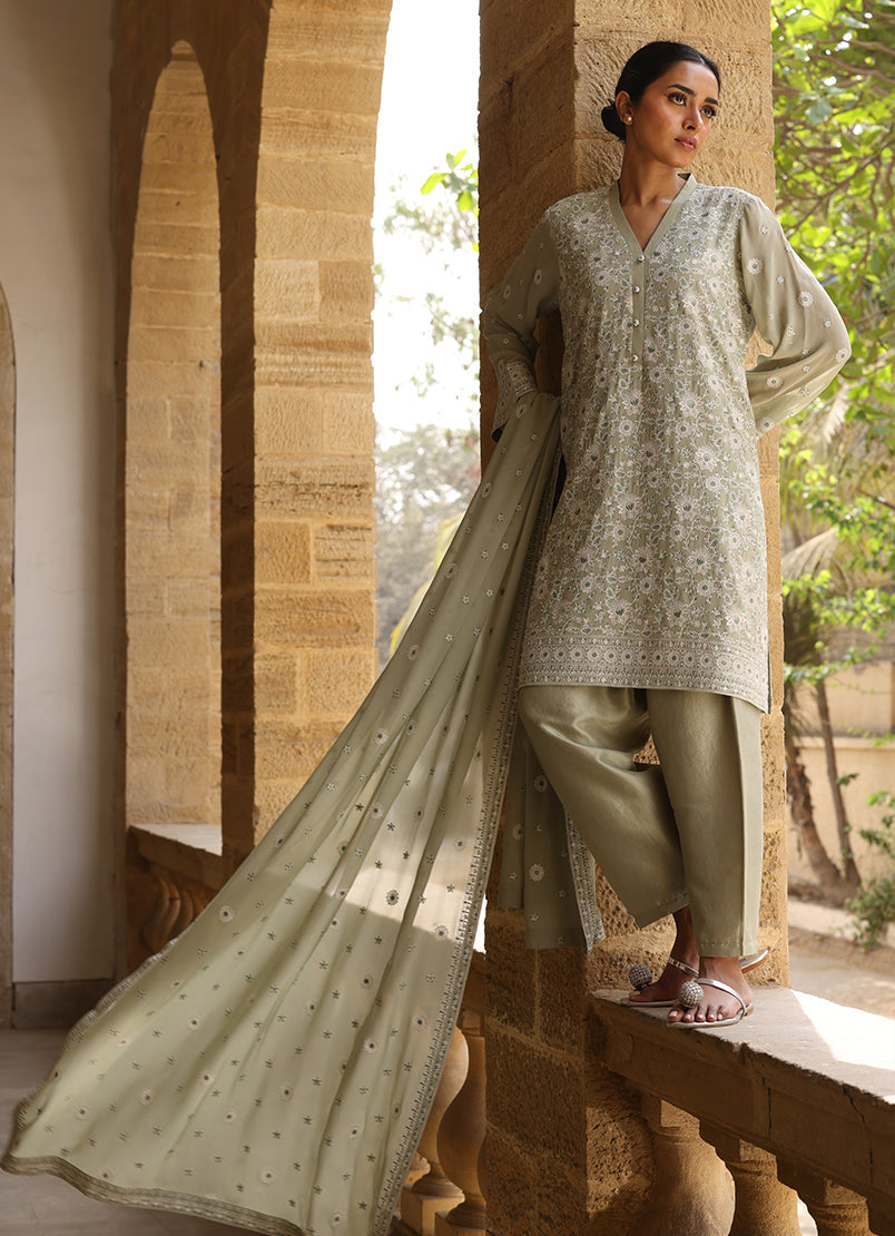 3-pc-chiffon-embroidered-suit