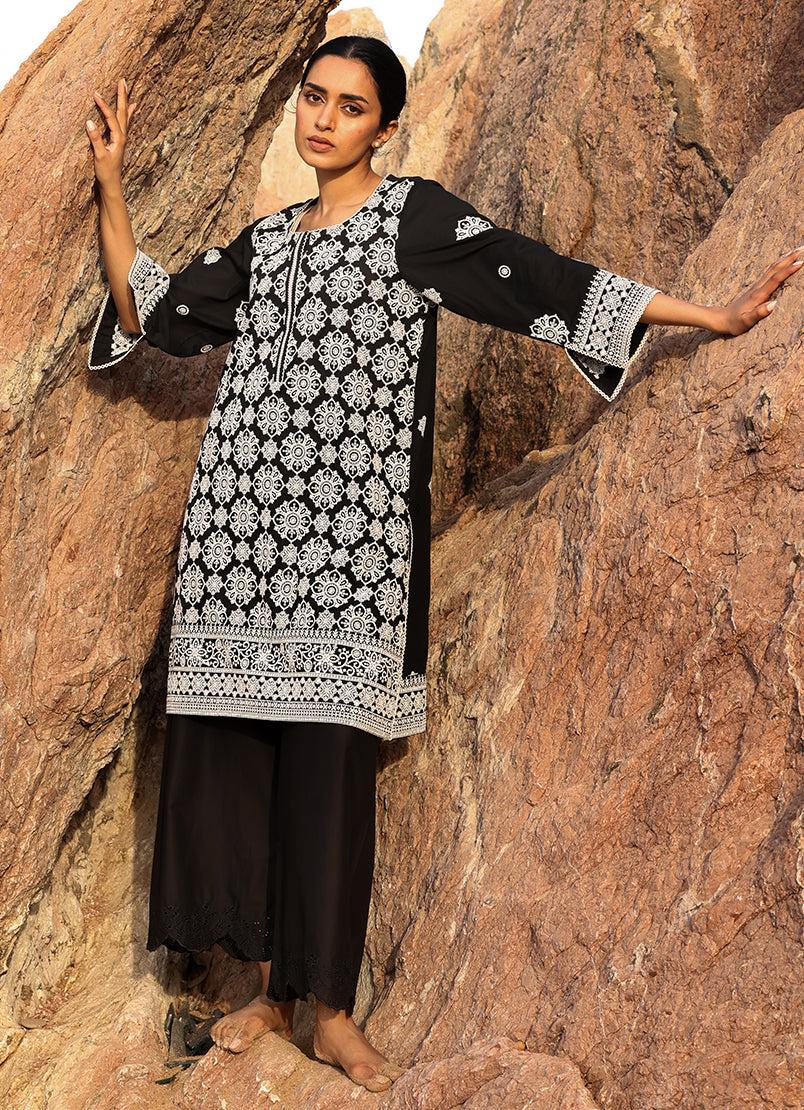 embroidered-kurta