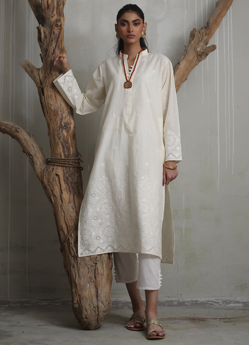 Embroidered Chikan Kurta