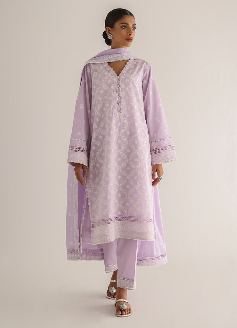 embroidered-kurta-set