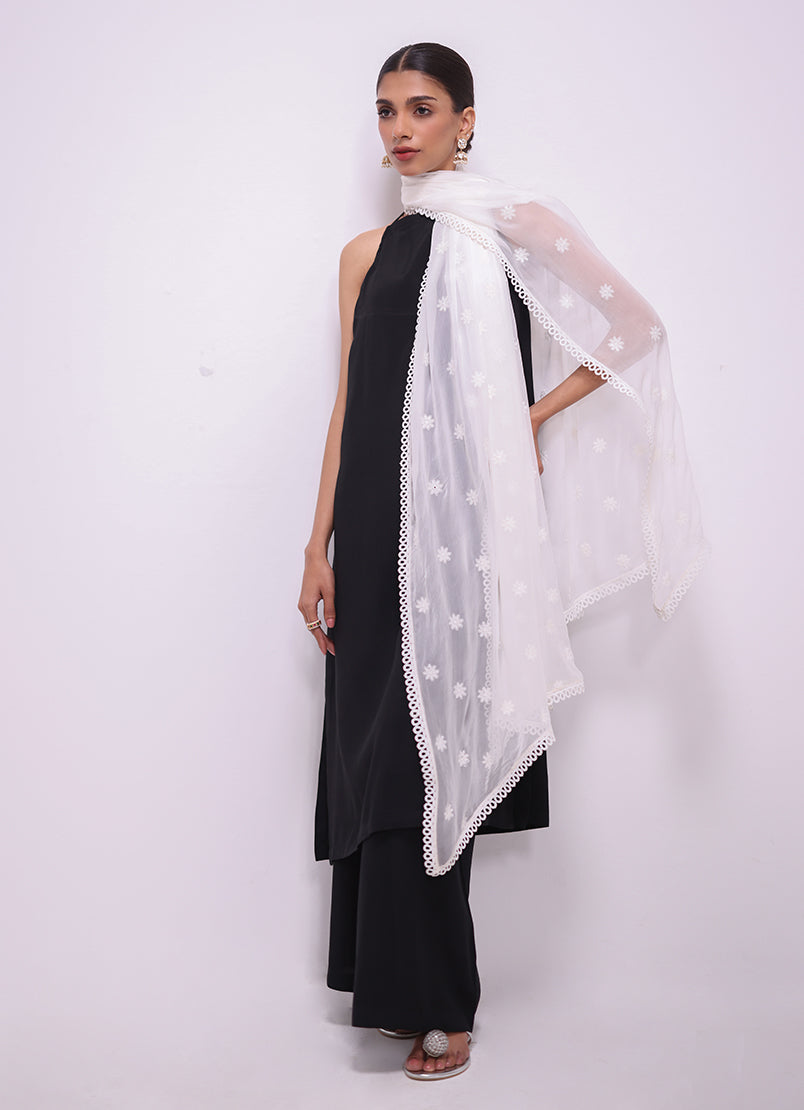 embroidered-lace-dupatta