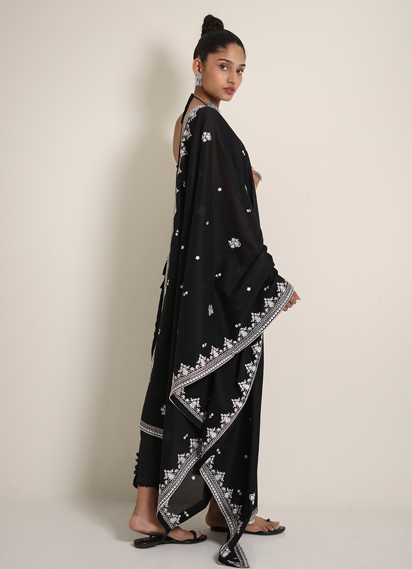 chikankari-dupatta