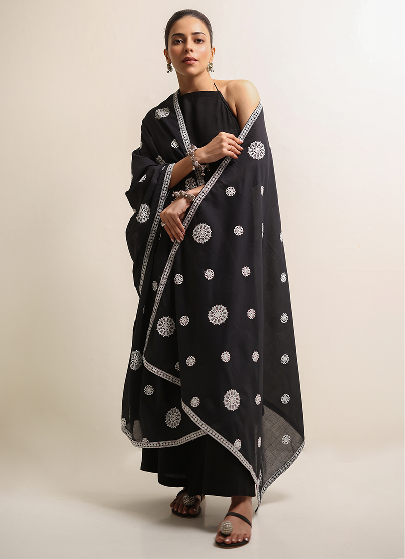 chikankari-dupatta