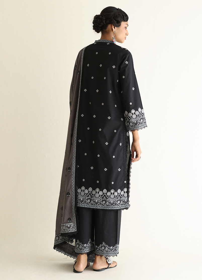 3-pc-embroidered-suit