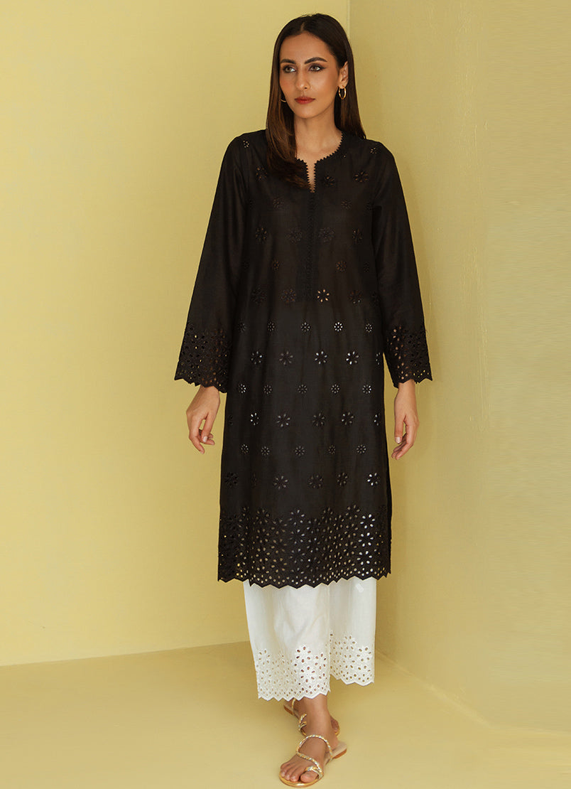 black-schiffli-embroidered-kurta