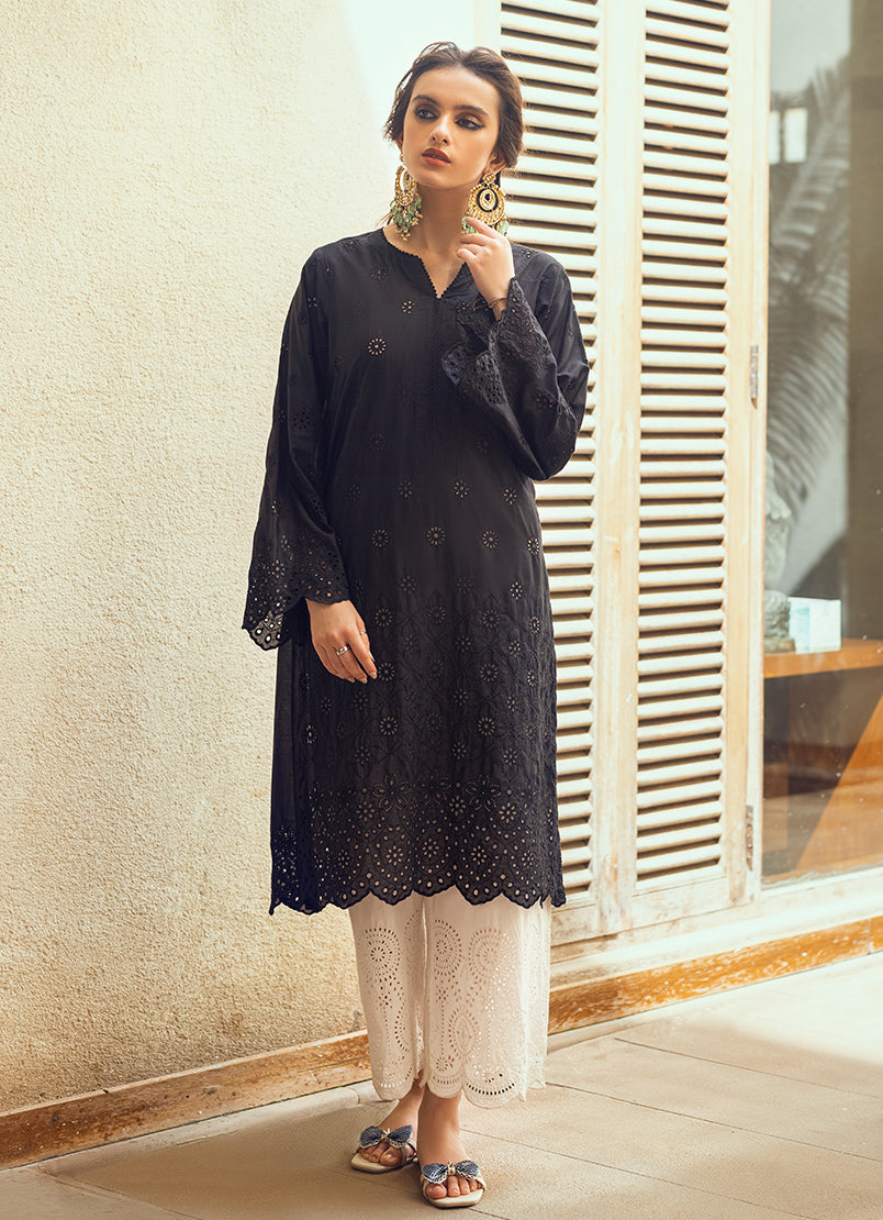 black-schiffli-embroidered-kurta