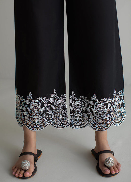 Black Cutwork Izaar